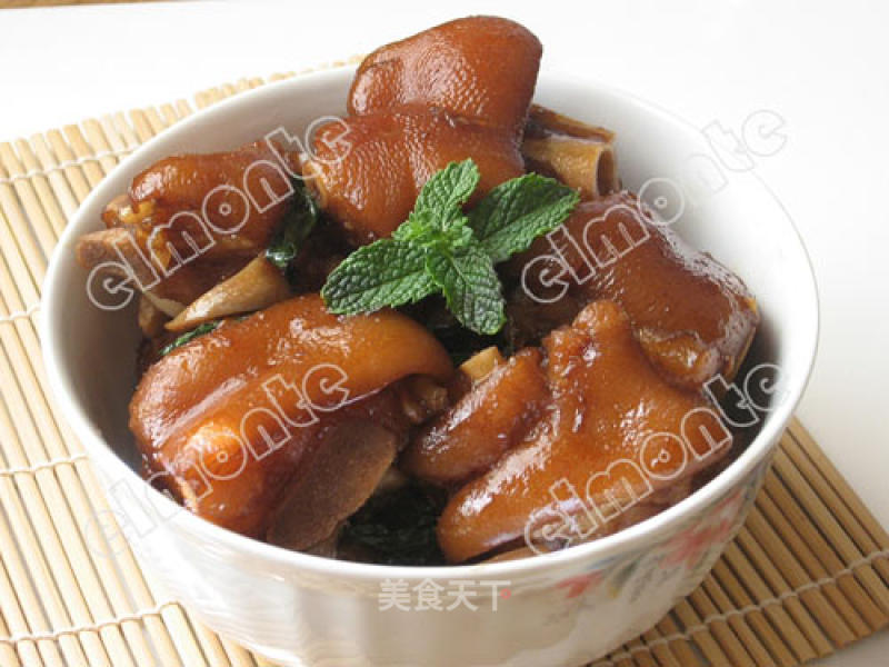 Three Cups of Pork Feet recipe