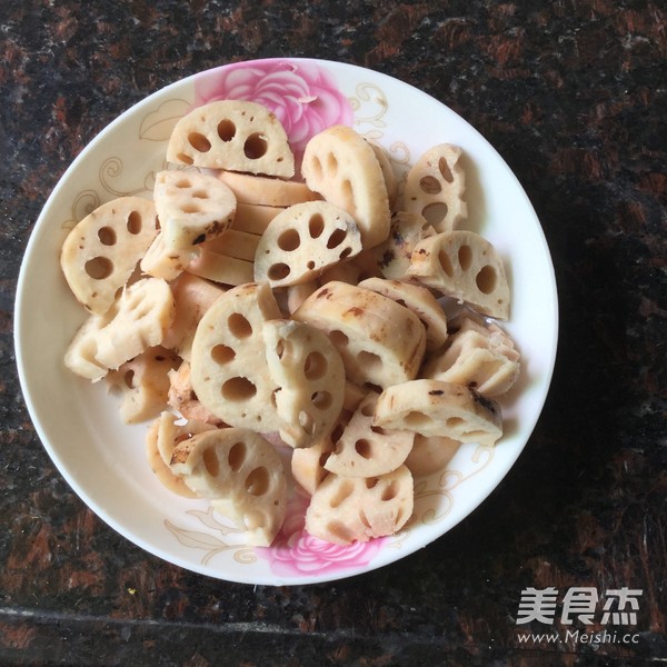 Lotus Root Pork Ribs Soup recipe