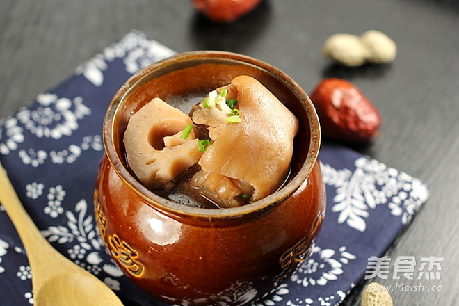 Calla Lily Lotus Root Soup recipe