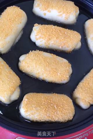 Crispy Bread with Red Bean Paste recipe