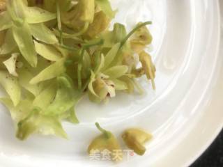 Dendrobium Flower Steamed Egg recipe