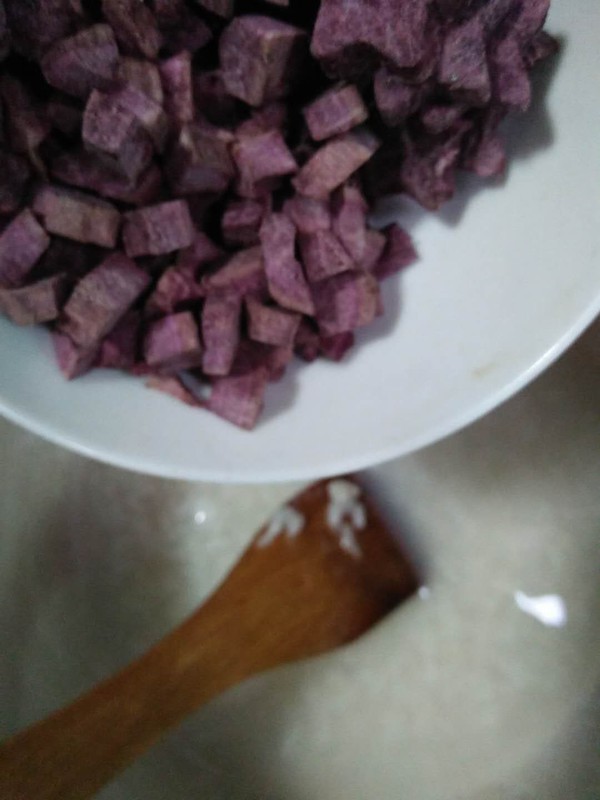 Purple Sweet Potato Germ Rice Porridge recipe