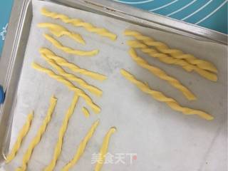 Babies' Delicious Snacks--【mixer Sticks】+【finger Biscuits】+【allah Sticks】 recipe