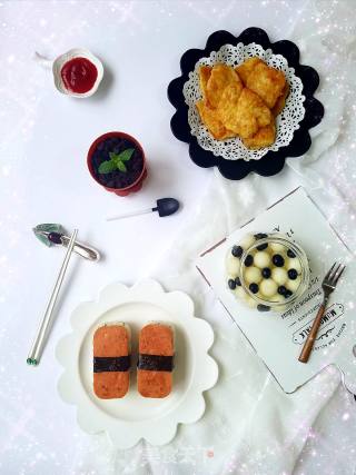 Luncheon Meat Rice Ball recipe