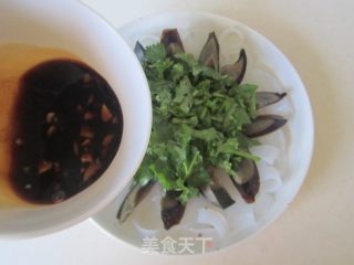 Coriander Preserved Egg Jelly recipe