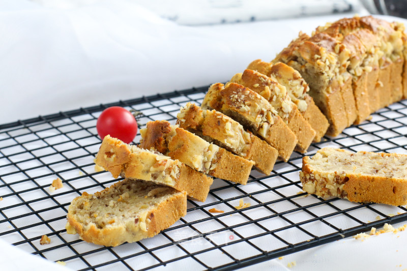 Banana Walnut Cake recipe