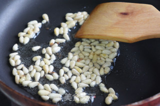 Asparagus and Salmon Cubes with Pine Nuts recipe