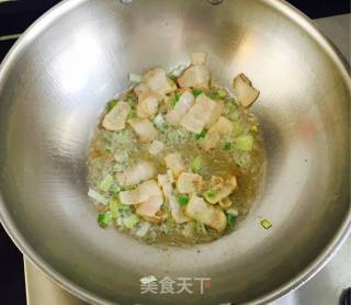 Stir-fried Pork Belly with Garlic recipe