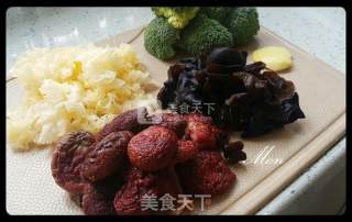 Red Mushrooms in Oyster Sauce recipe