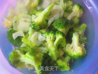 Stir-fried Garlic Broccoli recipe