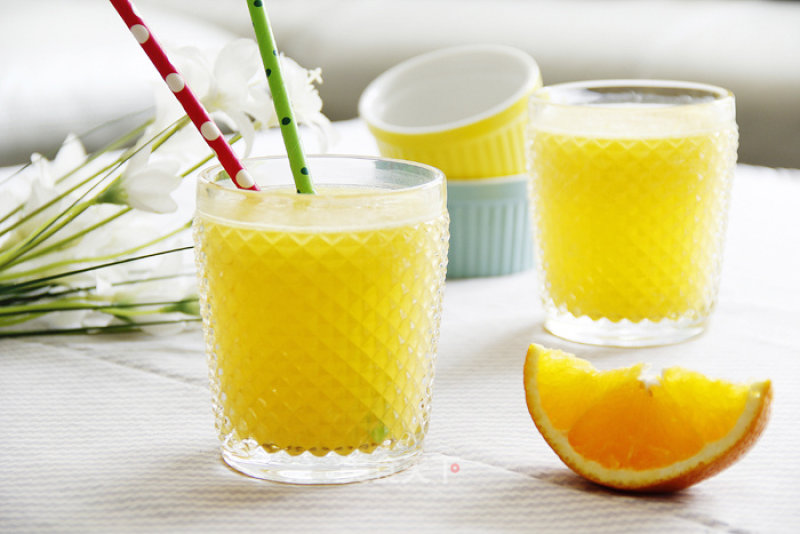 Freshly Squeezed Honey Pear Orange Juice