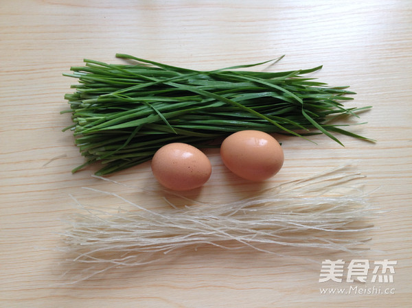 Egg Pancakes with Chives and Vermicelli recipe