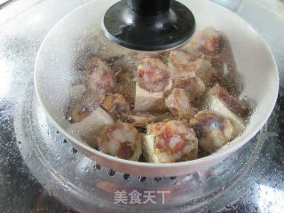 Spicy Sausage Steamed Tofu recipe