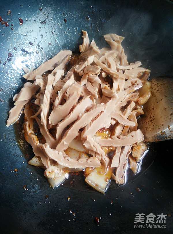 Stir-fried Dried Bamboo Shoots with Twice-cooked Pork recipe