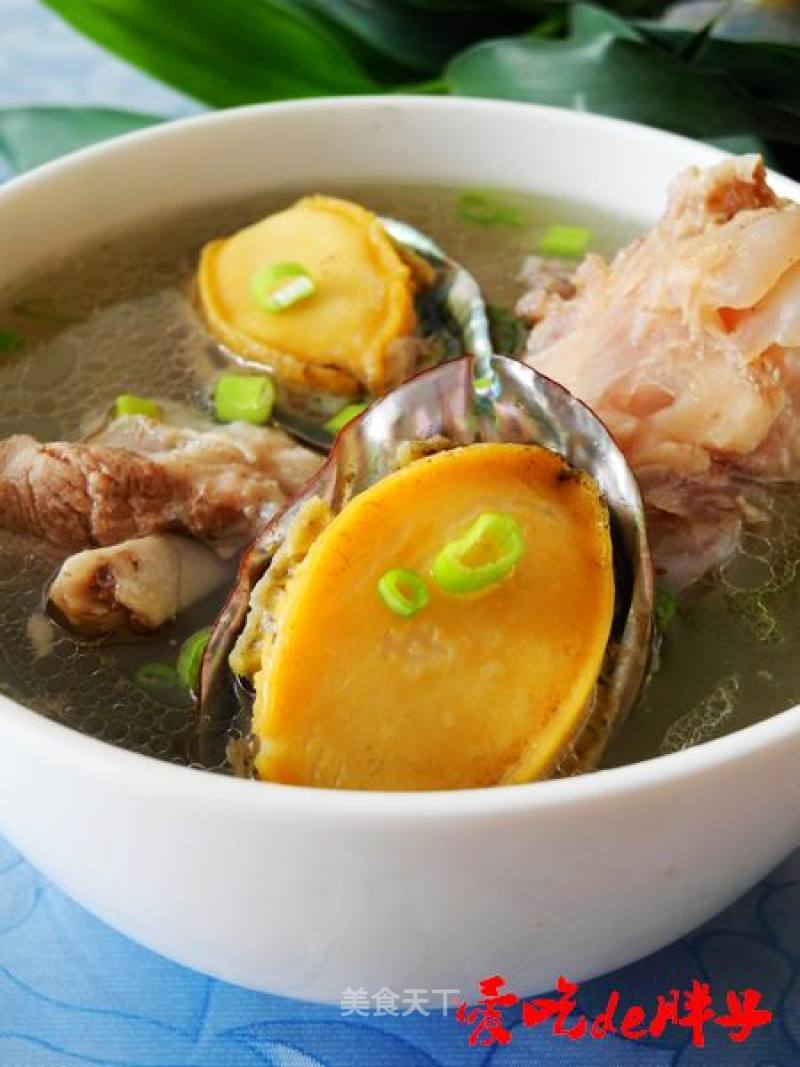 Fresh and Delicious-fresh Abalone in Bone Broth