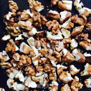Bean Paste Walnut Toast Roll recipe