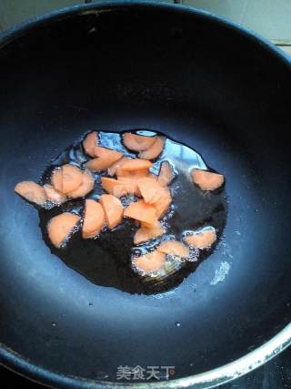 Scrambled Eggs with Fungus recipe