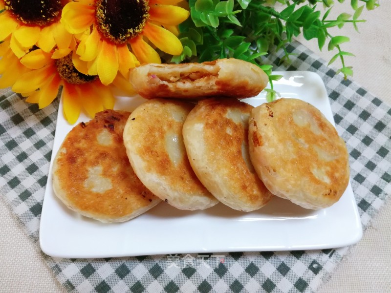 Lard and Radish Pie recipe