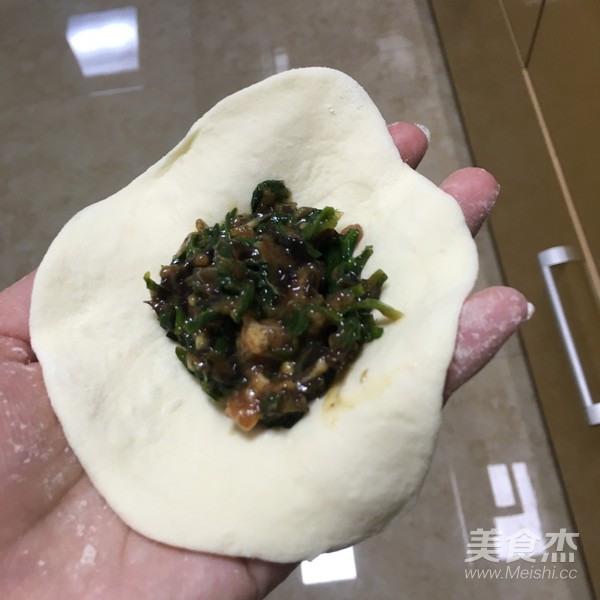 Gluttonous Shepherd's Purse Steamed Buns recipe