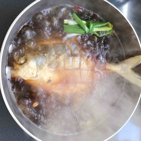 Homemade Braised Pomfret recipe