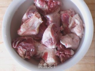 Stewed Lamb Bone with Radish recipe