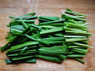 Stir-fried Leek with Mung Bean Sprouts recipe