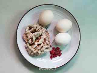 Steamed Eggs with White Ginseng Fungus recipe