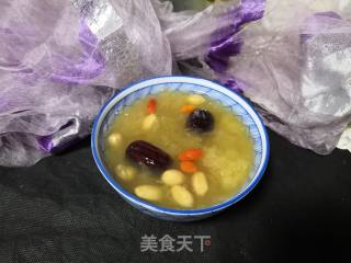 Peanuts, Red Dates and Tremella Soup recipe