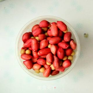 Soy Milk with Red Dates and Peanuts recipe