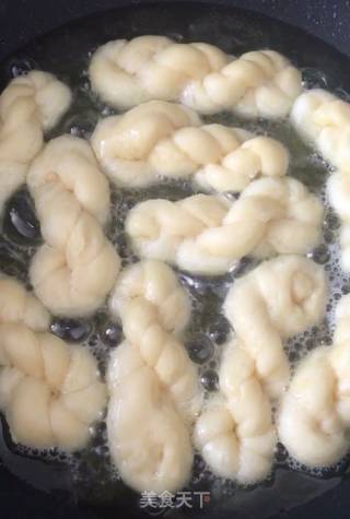 Hanging Frost Twist recipe