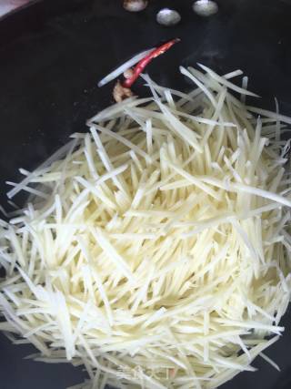 Fried Pork with Shredded Potatoes recipe