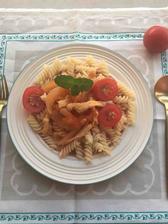Tomato Chicken Shredded Pasta recipe