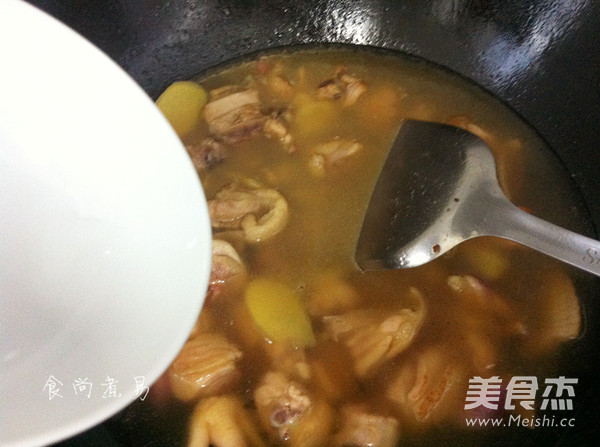 Black Glutinous Rice Wine Claypot Chicken Soup recipe