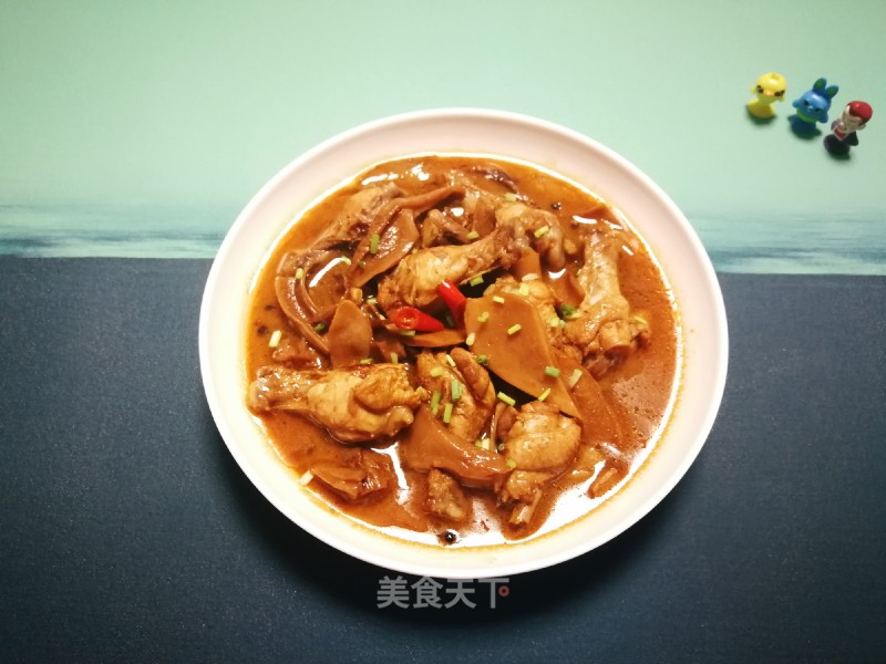 Stewed Chicken Wing Root with Matsutake recipe