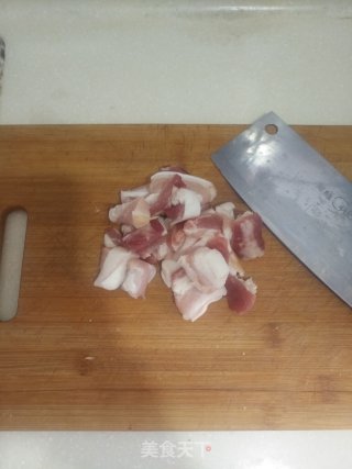 Stir-fried Pork Belly with Crab Mushroom recipe
