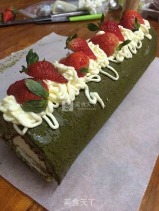 Matcha Strawberry Cake Roll recipe
