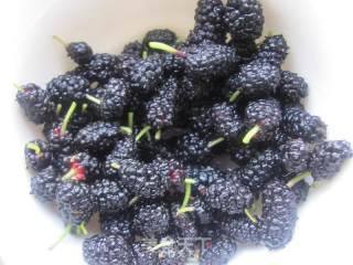 Simple Cold Summer Drink---mulberry Naixi recipe