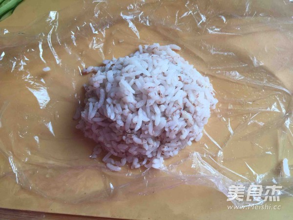 Multigrain Braised Pork Rice Ball recipe