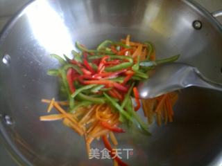 Scrambled Egg Shreds with Choi Vegetable Cheese recipe