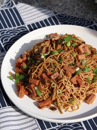 Stir-fried Noodles with Mixed Sauce recipe