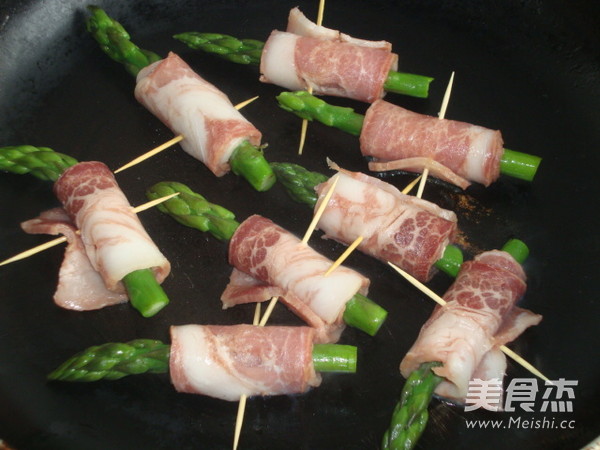 Asparagus and Bacon Wraps recipe