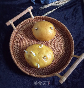 Imitation Potato Buns recipe