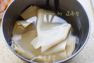 Toon Seedlings Mixed with Tofu Skin recipe
