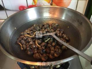 Sauce Fried Snails recipe