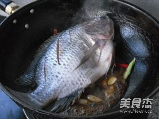 Stewed Sea Crucian Carp recipe