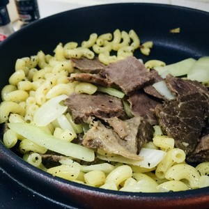 [low-fat Staple Food Salad] Macaroni with Avocado and Beef recipe