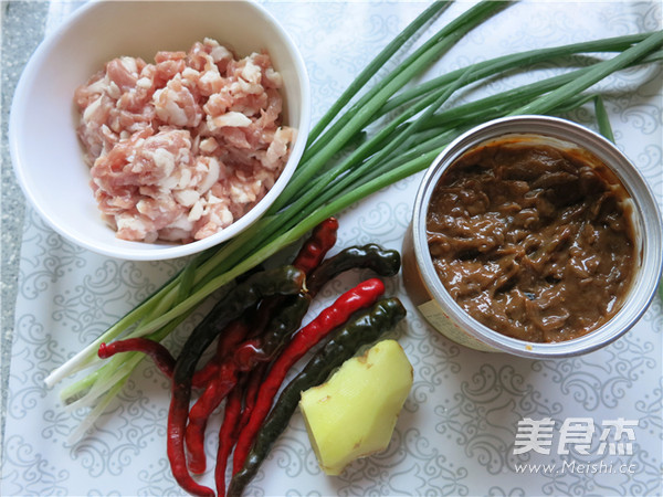 Minced Meat and Watermelon Bean Sauce recipe