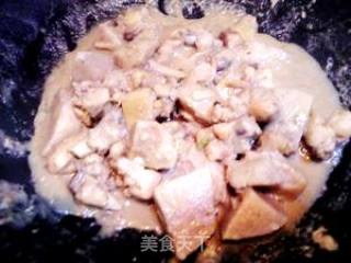Stewed Chicken with Taro recipe