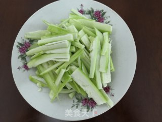 Protein Loofah and Wolfberry Soup recipe