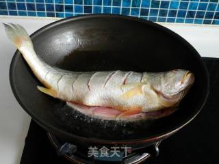 Home-cooked Large Yellow Croaker recipe